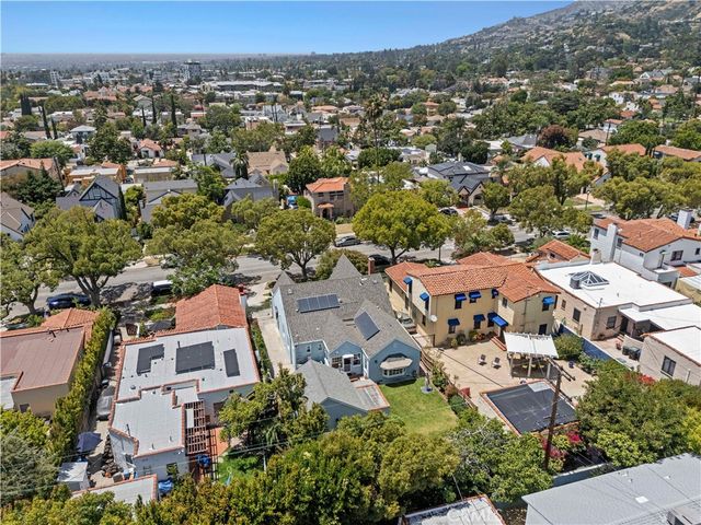 1130 Geneva, Glendale, CA 91207