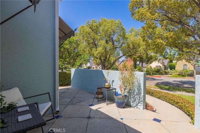 1130 Geneva, Glendale, CA 91207