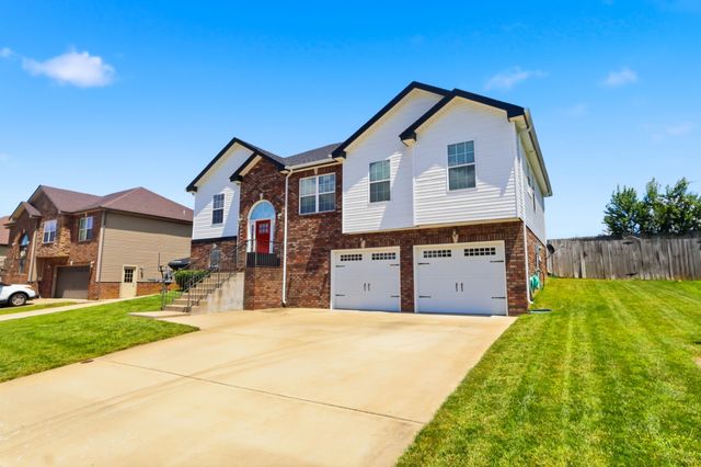 141 Kingstons Cv, Clarksville, TN 37042