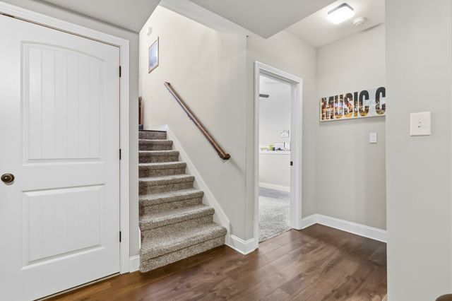 141 Kingstons Cv, Clarksville, TN 37042