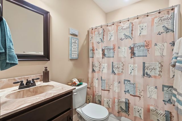 141 Kingstons Cv, Clarksville, TN 37042