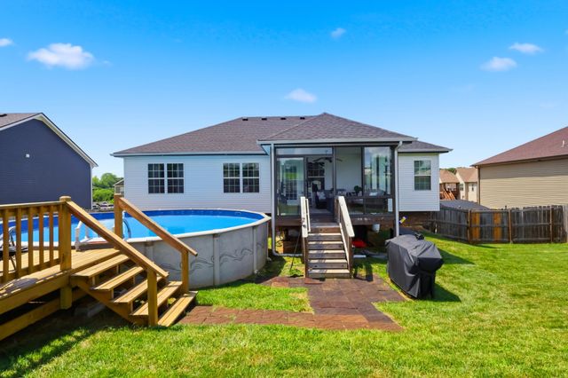 141 Kingstons Cv, Clarksville, TN 37042