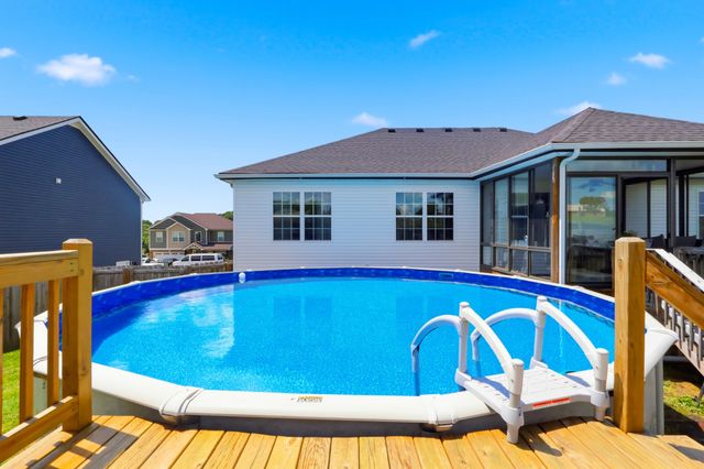 141 Kingstons Cv, Clarksville, TN 37042