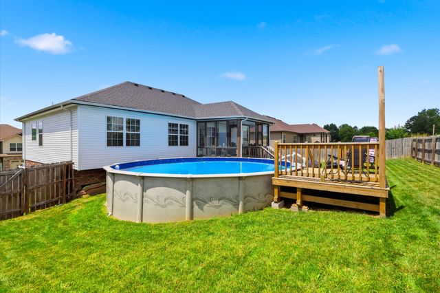 141 Kingstons Cv, Clarksville, TN 37042