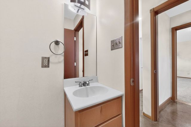 1711-G El Camino Real Street, Socorro, NM 87801