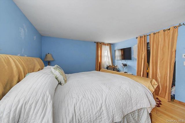 14 Capital Drive, Blooming Grove, NY 10992