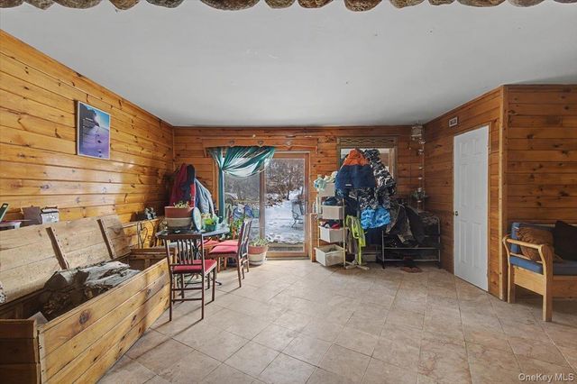 14 Capital Drive, Blooming Grove, NY 10992