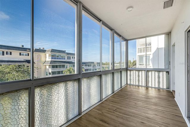139 BLUFF VIEW DRIVE 305, Belleair Bluffs, FL 33770