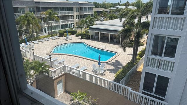 139 BLUFF VIEW DRIVE 305, Belleair Bluffs, FL 33770