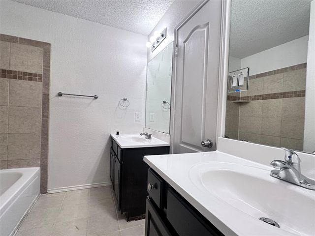 769 Windridge Lane, Burleson, TX 76028