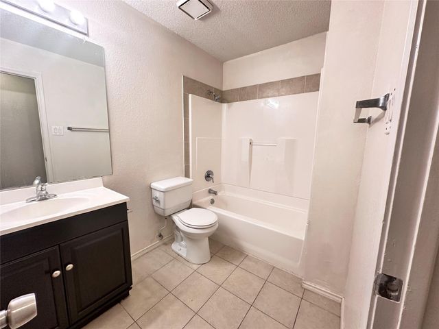 769 Windridge Lane, Burleson, TX 76028