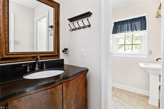 175 Cabell DR, Newport News, VA 23602