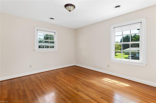 175 Cabell DR, Newport News, VA 23602