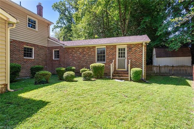 175 Cabell DR, Newport News, VA 23602