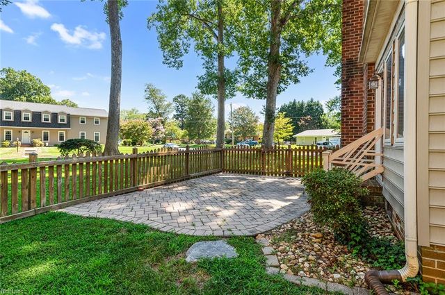 175 Cabell DR, Newport News, VA 23602