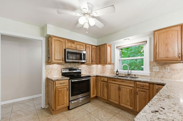 1204 Forest Court, Wyoming, OH 45215