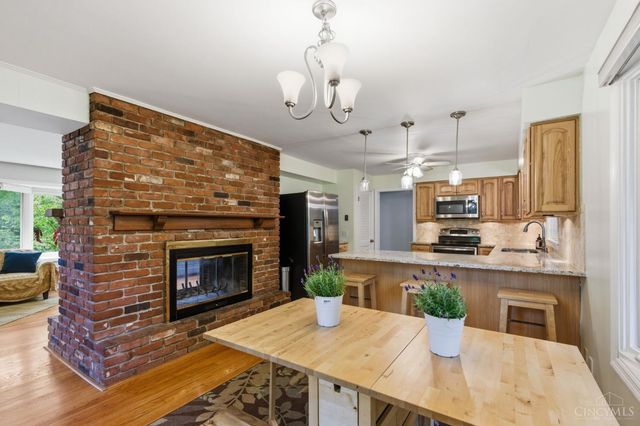 1204 Forest Court, Wyoming, OH 45215