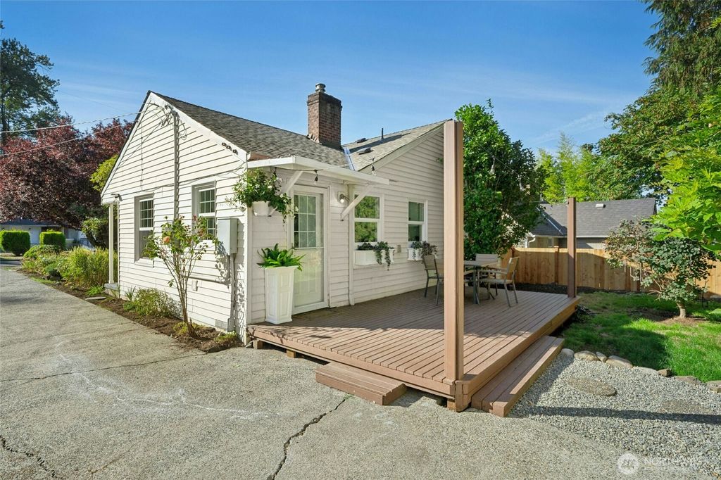 11448 69th Place S, Seattle, WA 98178