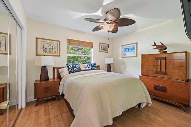 2442 Snug Harbor Drive, Palm Beach Gardens, FL 33410