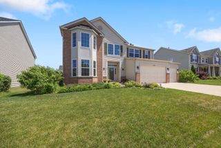 325 Forest Trail, South Elgin, IL 60177