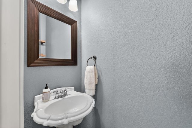 2402 Keepsake DR, Austin, TX 78745