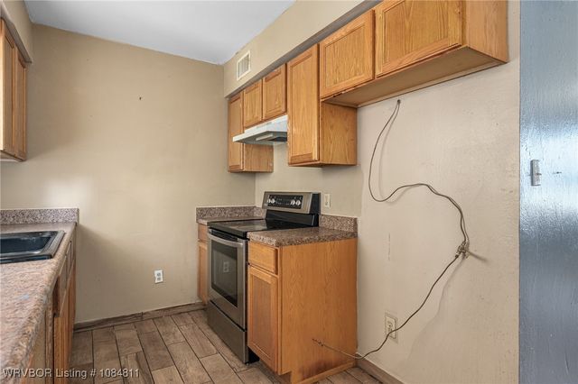 1803 Harkey Street, Paris, AR 72855