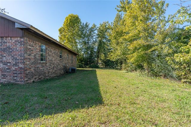 1803 Harkey Street, Paris, AR 72855
