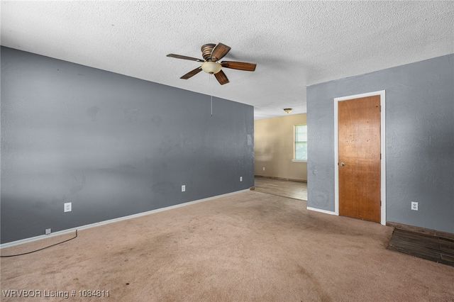 1803 Harkey Street, Paris, AR 72855