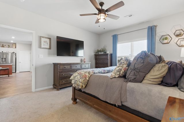 121 Burlcrest Court, Meridianville, AL 35759