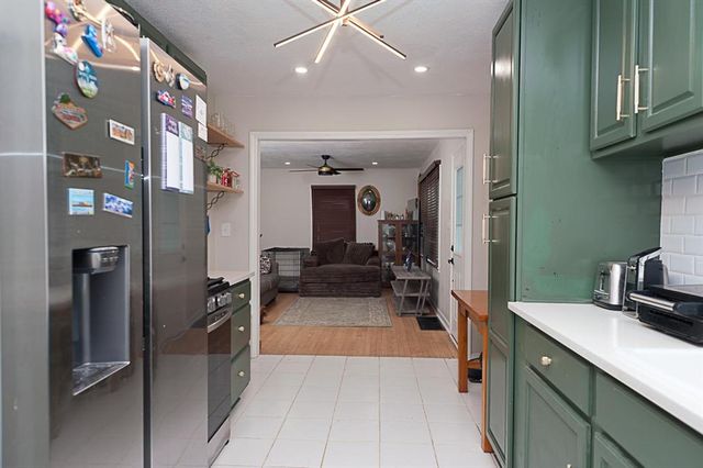 10813 E 58TH Terrace, Raytown, MO 64133