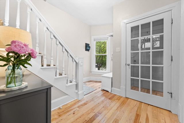 3331 N Bartlett AVENUE, Milwaukee, WI 53211