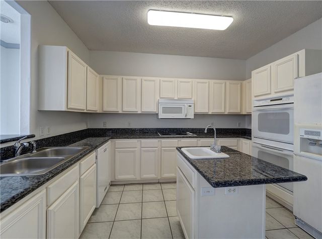 15401 Salt Cay Ct 802, Corpus Christi, TX 78418