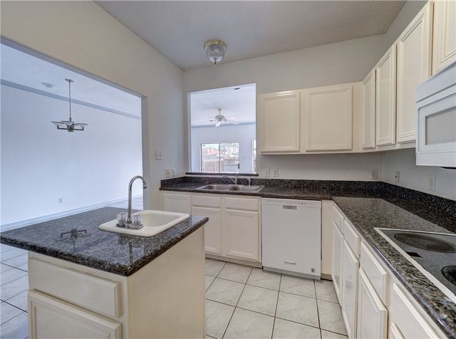15401 Salt Cay Ct 802, Corpus Christi, TX 78418