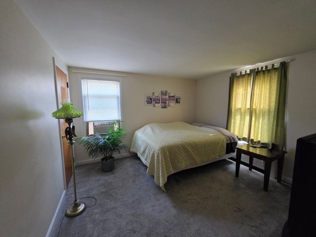 4 Edgemere Rd, Lynn, MA 01904