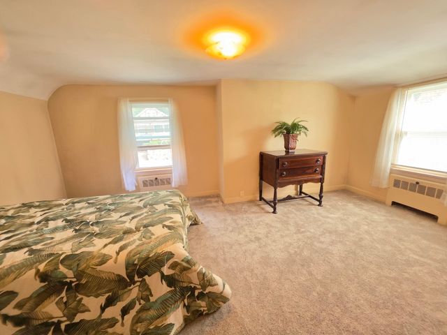 4 Edgemere Rd, Lynn, MA 01904