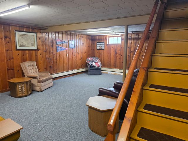4 Edgemere Rd, Lynn, MA 01904