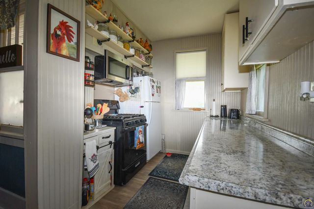 629 NE Twiss AVE, Topeka, KS 66616