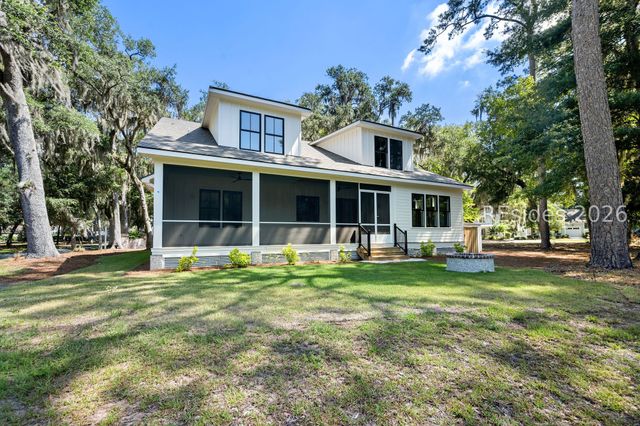 2 Osprey Pl, Daufuskie Island, SC 29915