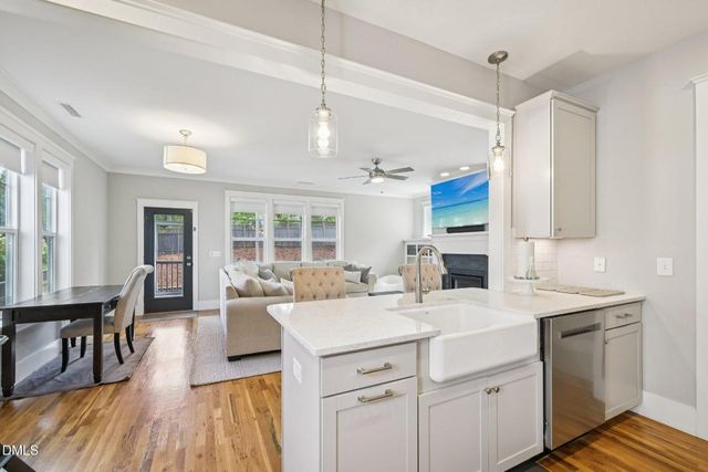 1313 Quincy Cottage Road, Hillsborough, NC 27278