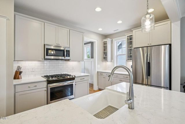 1313 Quincy Cottage Road, Hillsborough, NC 27278