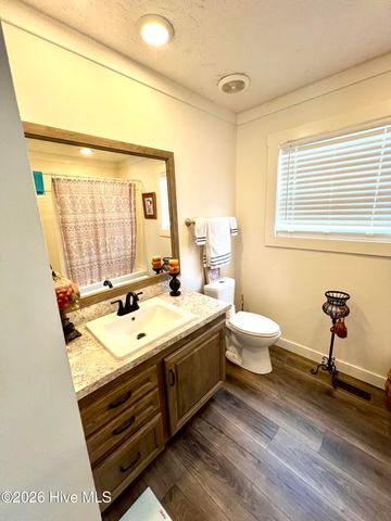 9556 Silver Spoon Road, Clarkton, NC 28433