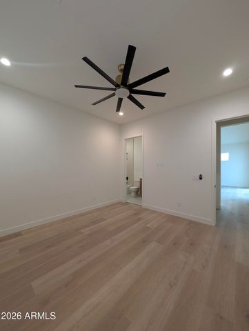 826 W 12TH Street, Tempe, AZ 85281