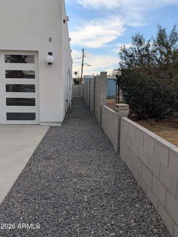 826 W 12TH Street, Tempe, AZ 85281