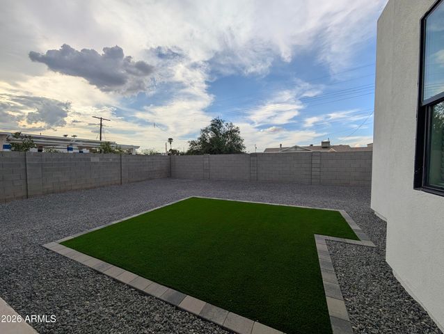 826 W 12TH Street, Tempe, AZ 85281