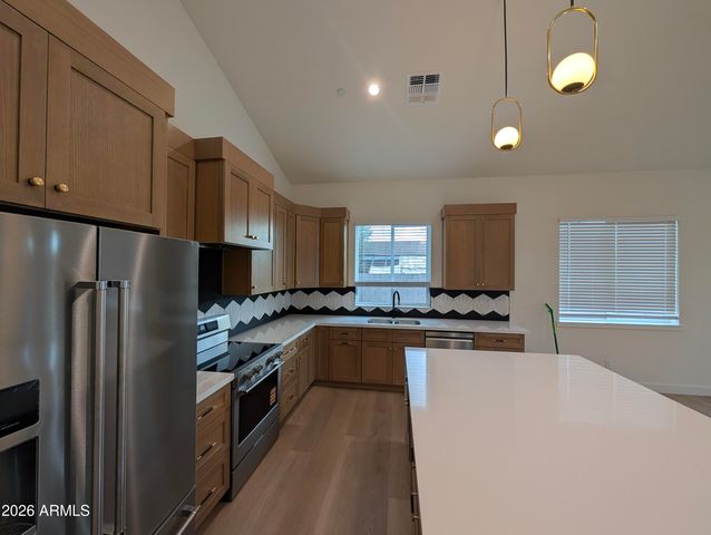 826 W 12TH Street, Tempe, AZ 85281