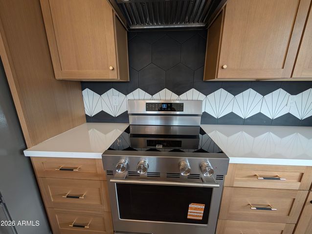 826 W 12TH Street, Tempe, AZ 85281