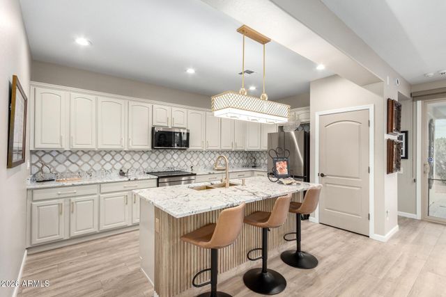 12860 W JUNIPERO Drive, Sun City West, AZ 85375