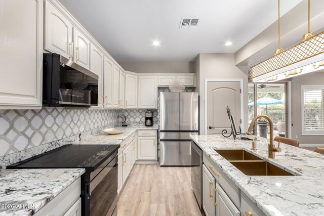 12860 W JUNIPERO Drive, Sun City West, AZ 85375
