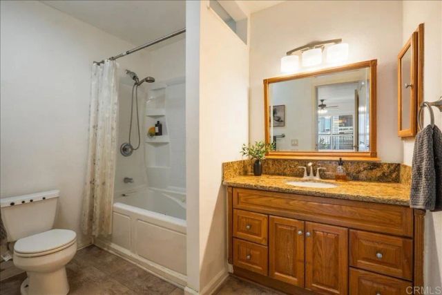 425 Autumn Drive 21, San Marcos, CA 92069