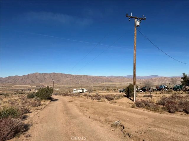 21 Luna Mountain, Apple Valley, CA 92308